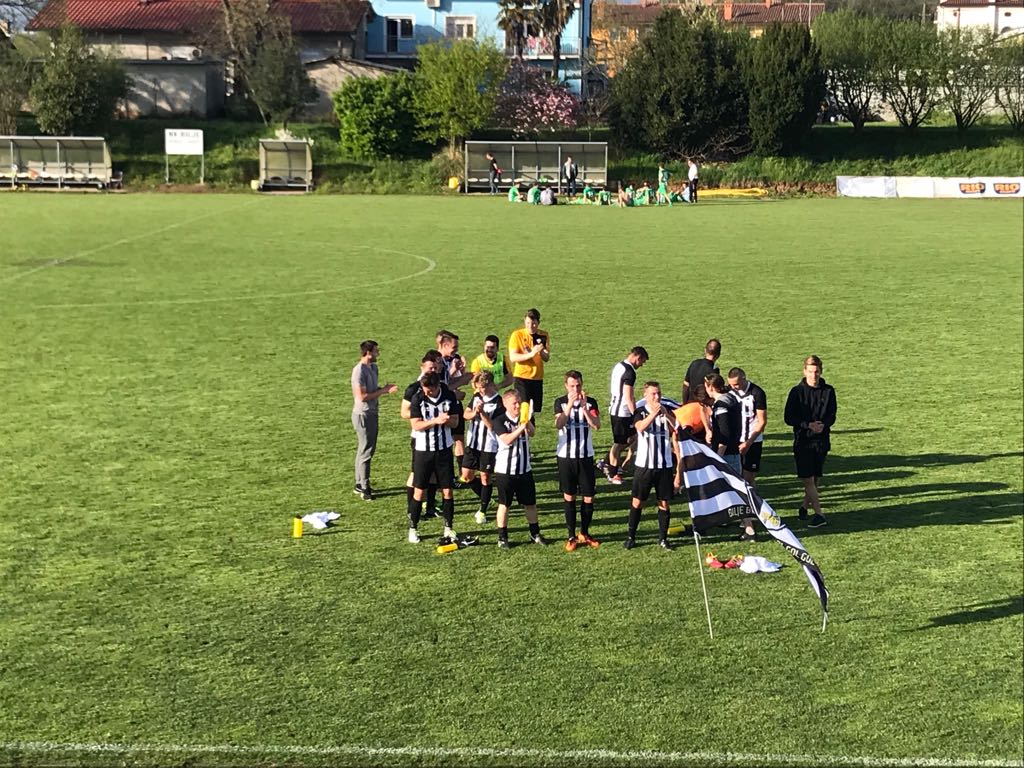 Člani ponovno zmagovito