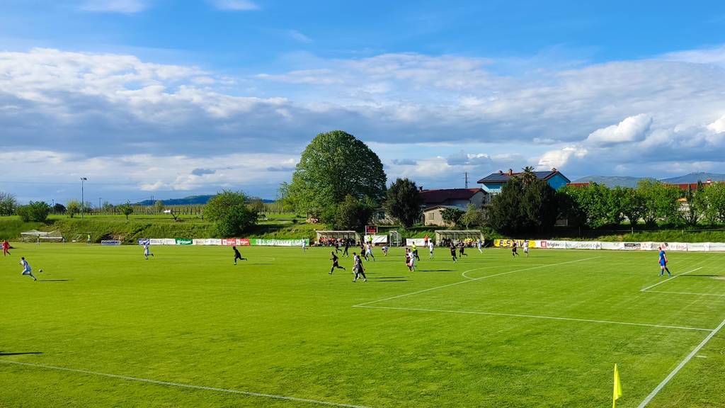 Knapi do minimalne zmage v Dolinci